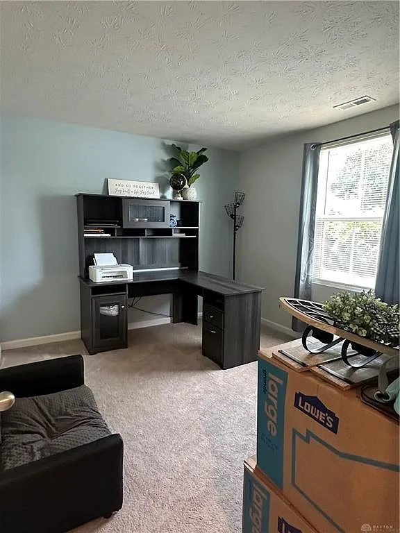 4 bed, 2.5 bath, 1920 sqft, $2,695 — Photo 2