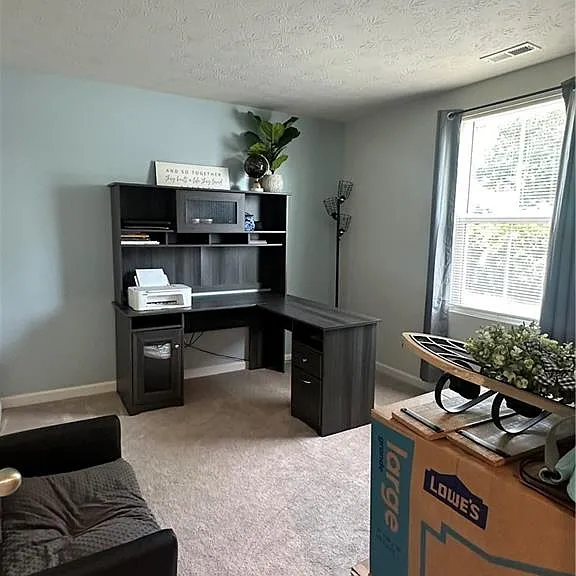 2652 Kingman Dr — Photo 2