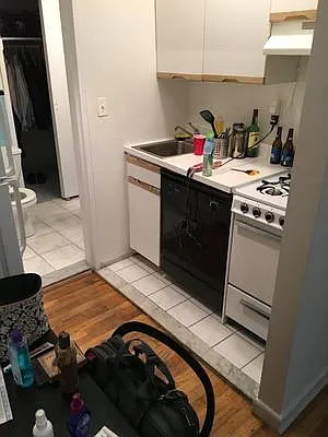 Rented by ALTER REALTY CO INC | media 8
