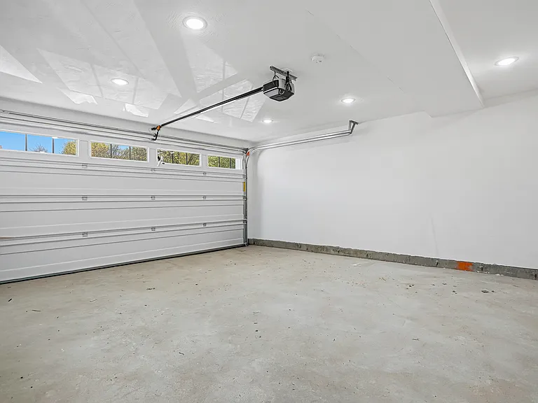 20A Beaumont Rd — Photo 33