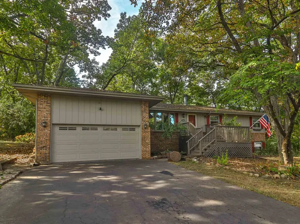 3869 Barley Ridge Trl, Cherry Valley, IL 61016