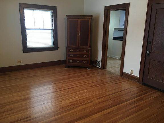 4th image of 4216 18th Ave S