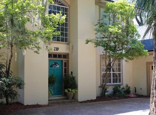 2319 Oceanforest Dr W, Atlantic Beach, FL 32233