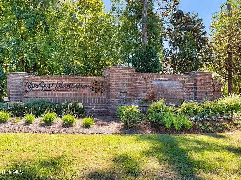 601 Creekway Cir SE — Photo 39