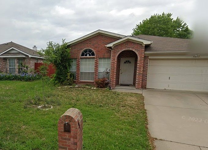 1st image of 4017 Staghorn Cir N