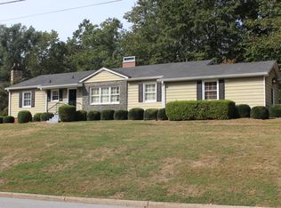 1081 Glenwood Dr, Gainesville, GA 30501