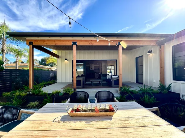 1910 Raymond Ln, Oceanside, CA 92054