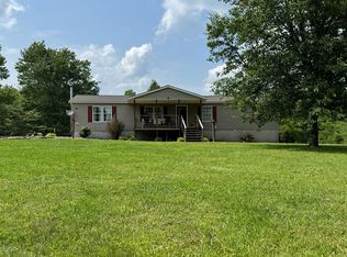 108 Hawn Dr, Crab Orchard, TN 37723