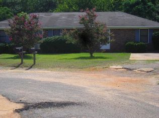 82 Colts Run, Dalzell, SC 29040