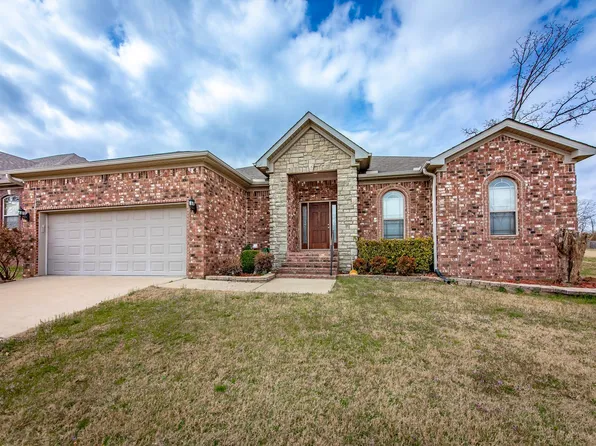 5501 Aviator Dr, Jacksonville, AR 72076