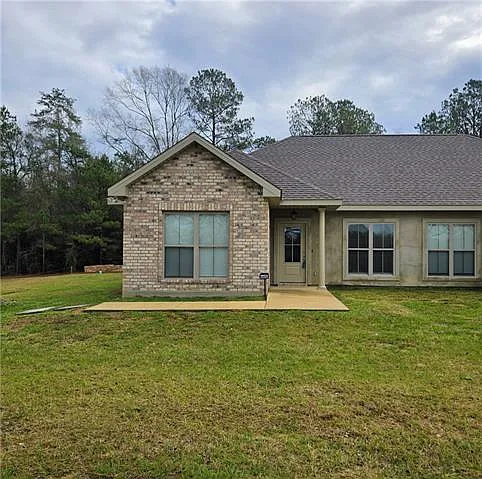 44452 Vessier Rd Photo 1
