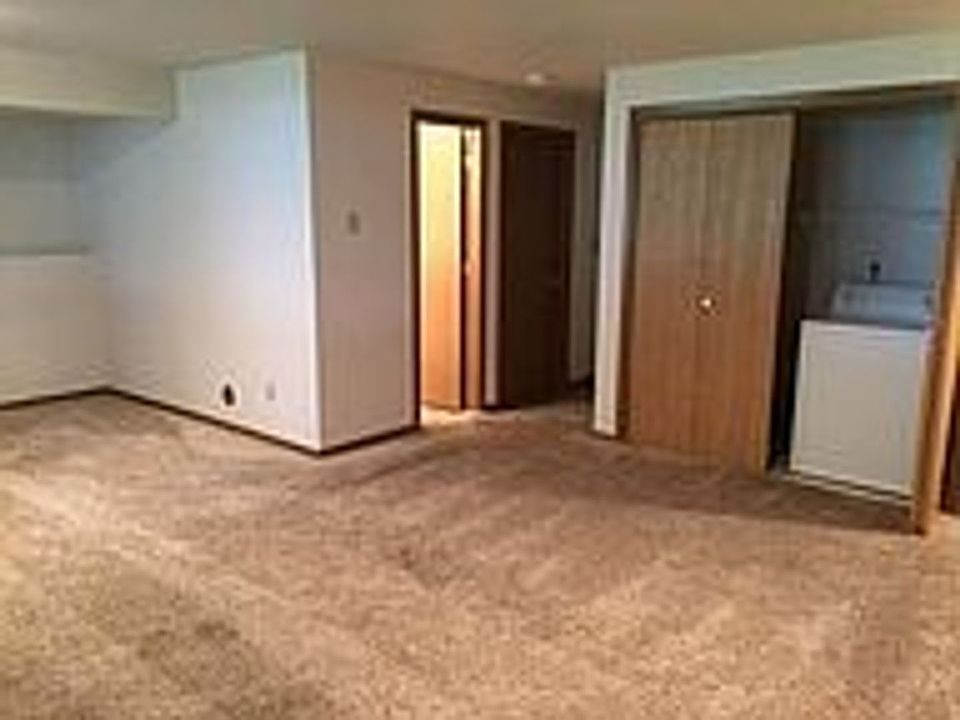 2nd image of 741 Orchard St #741