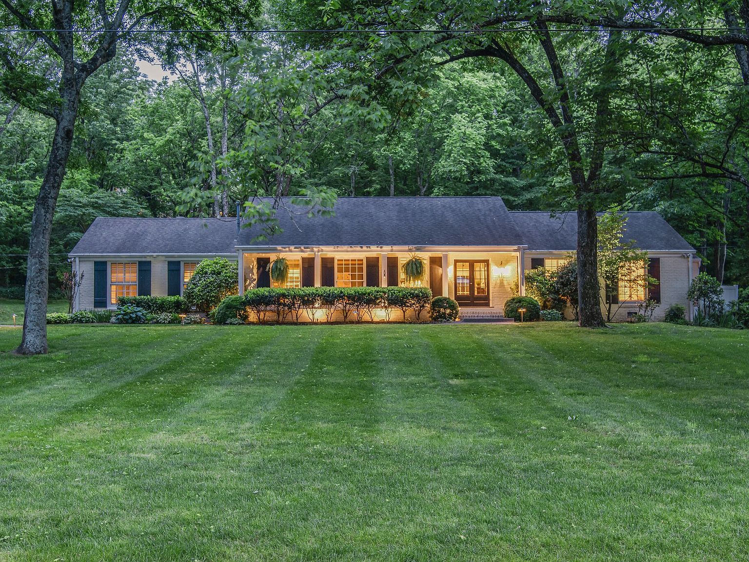 1315 Burton Valley Rd Nashville TN 37215 Zillow