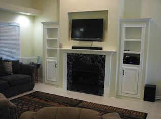 1404 Sandwich Dr, Sandwich, IL 60548