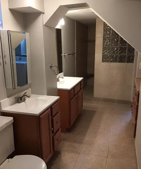 Lower level on-suite bathroom
