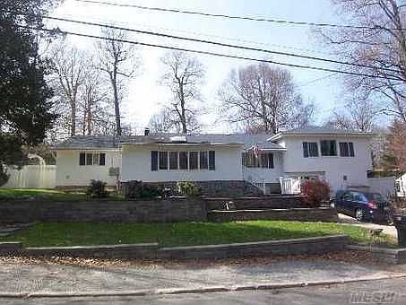 2nd image of 68 Hawthorne Rd