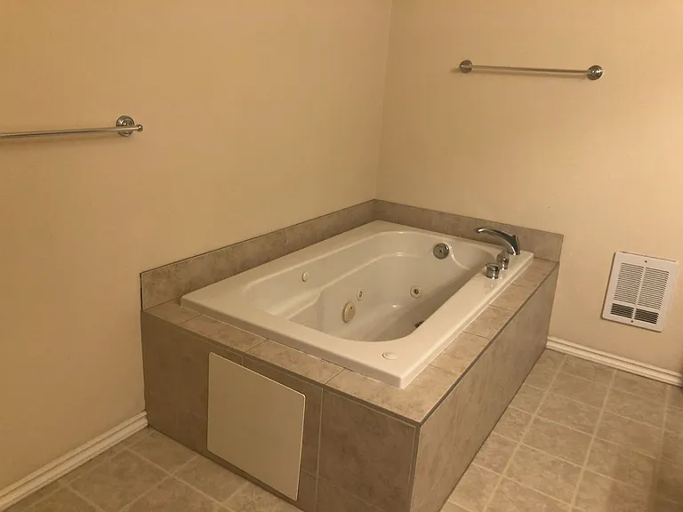 338 E Bellis Fair Pkwy #201 — Photo 11
