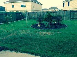 8023 Saffron Ln, Baytown, TX 77521
