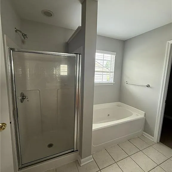 1667 Overview Cir — Photo 18