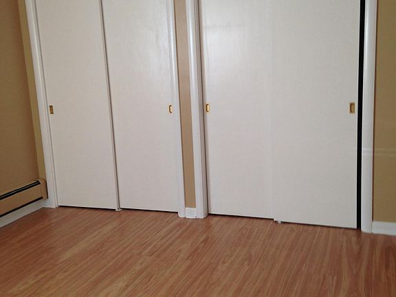 4th image of 8621 N Milwaukee Ave APT Ge