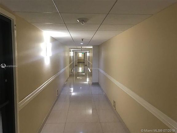 3rd image of 290 174th St APT 318