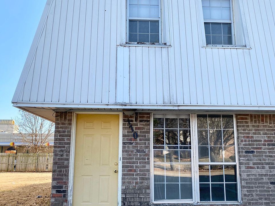 1st image of 170 Clay Dr