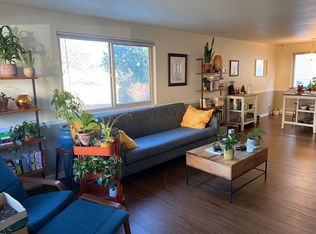 1145 NW 63rd St APT 4, Seattle, WA 98107