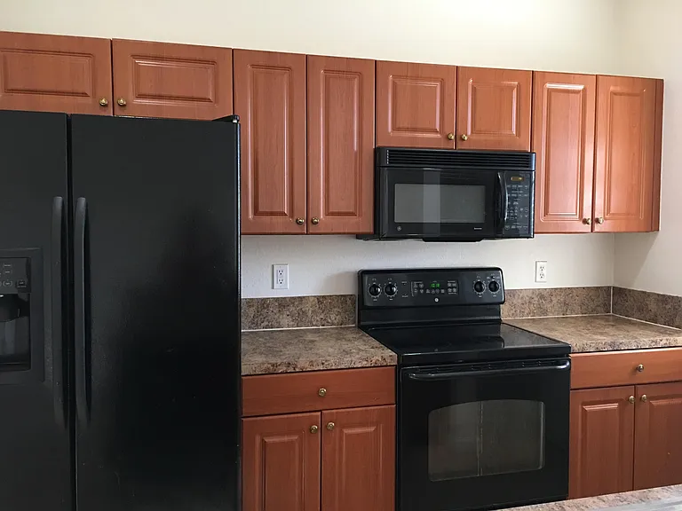 1213 Abaco Ln — Photo 2