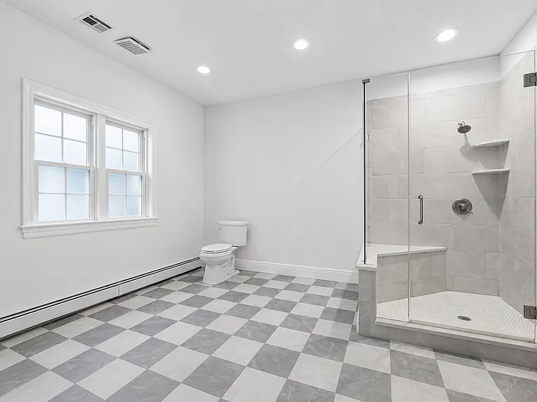 122 Helen Ct — Photo 30