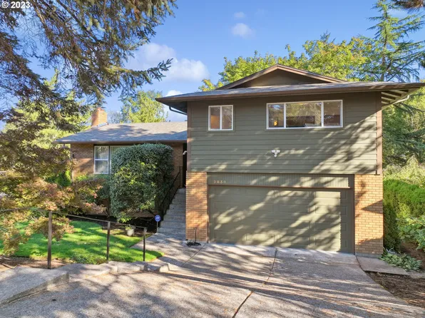 9830 SW 29th Pl, Portland, OR 97219