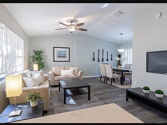 4th image of 6749 Friendship Dr
