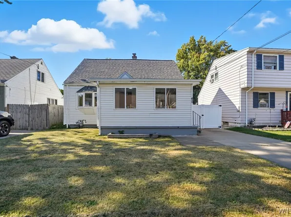 40 Remington Pl, Buffalo, NY 14210