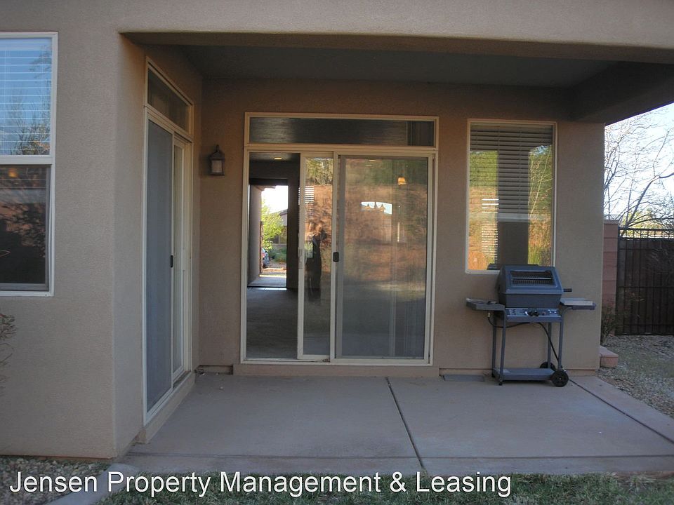 2nd image of 3555 E Silvercreek Dr