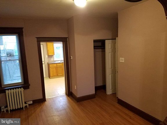4th image of 3025 Weikel St