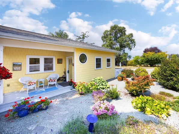 11256 2nd Street, Mount Vernon, WA 98273