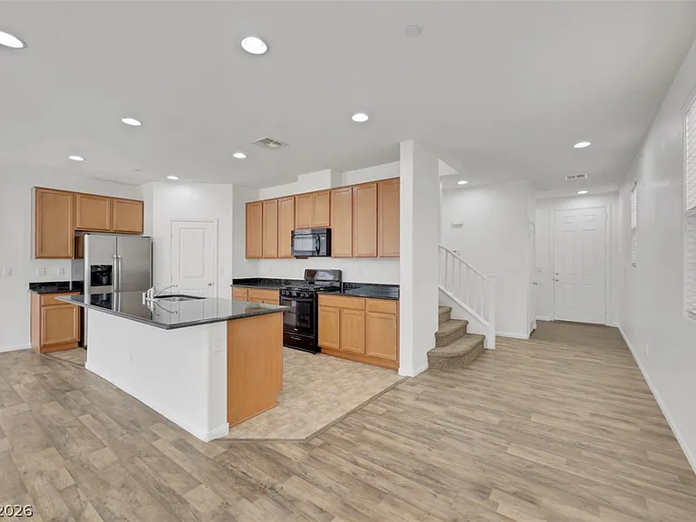935 Spiracle Ave #0 — Photo 2