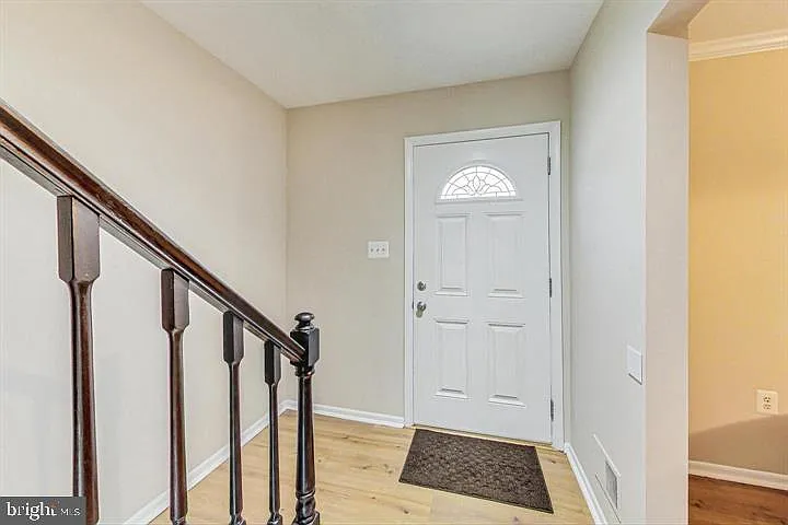 6415 Old Scotts Ct — Photo 3