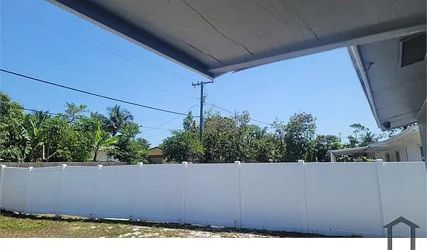 1860 N Seacrest Blvd #B — Photo 13