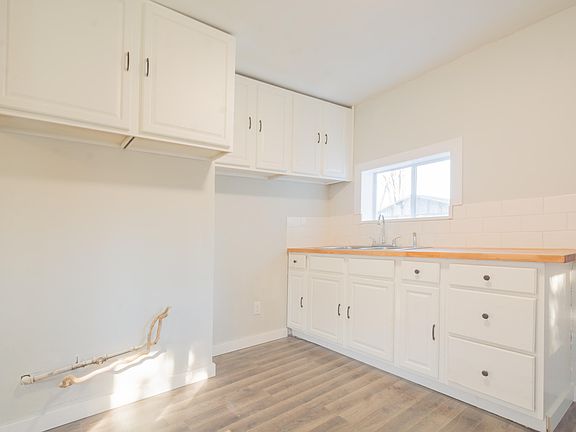 5th image of 3503 Max Paulsen Dr