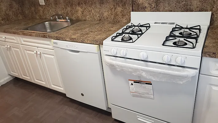 Rented by D S J Realty LLC | media 25