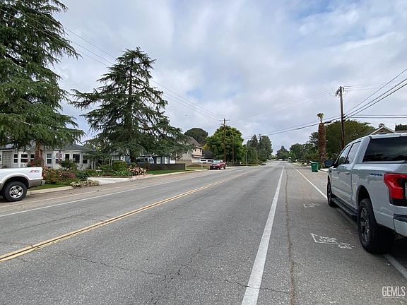 4th image of 3025 Alta Vista Dr