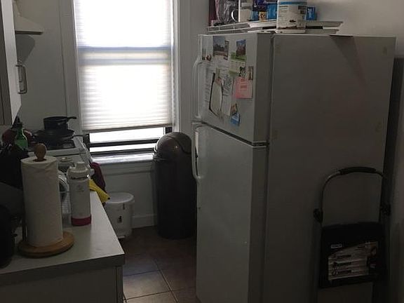 3rd image of 2328 31st Ave APT 12