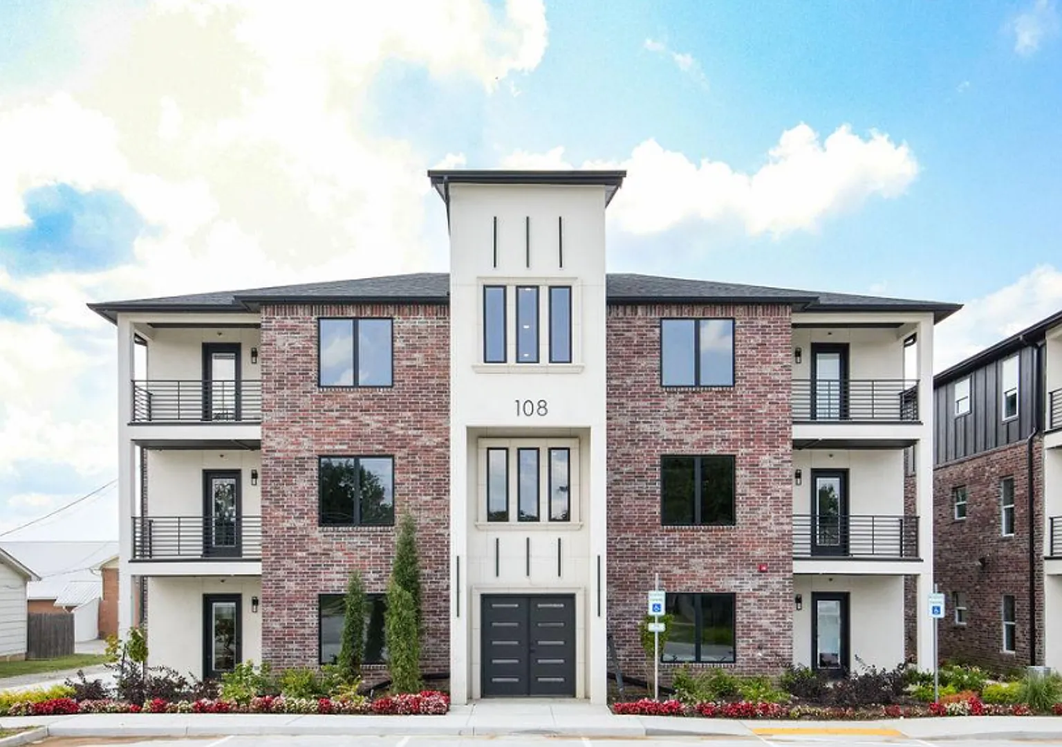 Redbud One Owasso — Photo 1