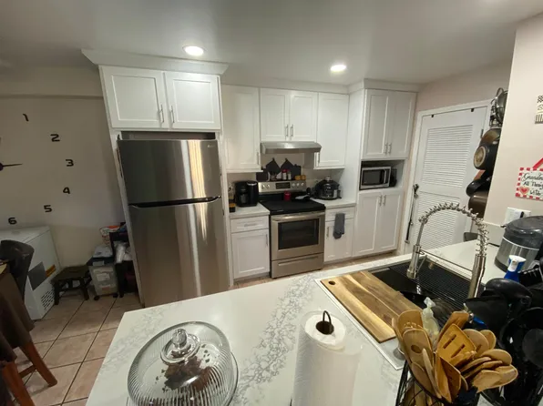 2381 Adirondack Row Unit 1, San Diego, CA 92139