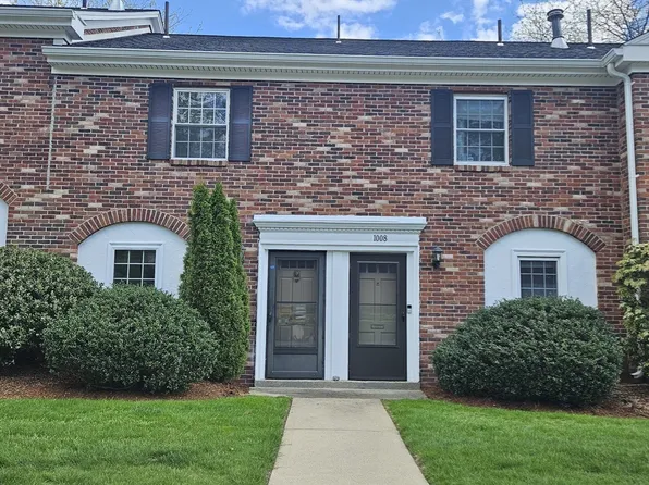 1007 Windsor Dr Unit 1007, Framingham, MA 01701