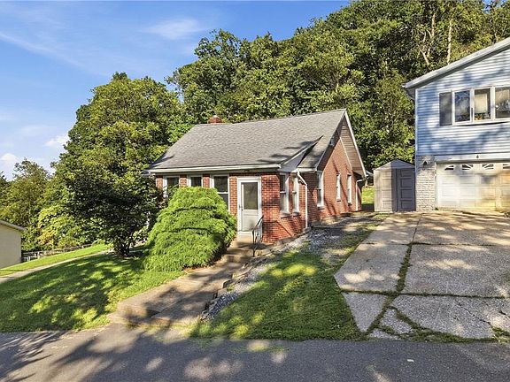 4th image of 626 Scholl Ave