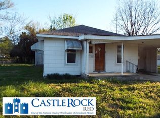 2002 E St NW, Miami, OK 74354