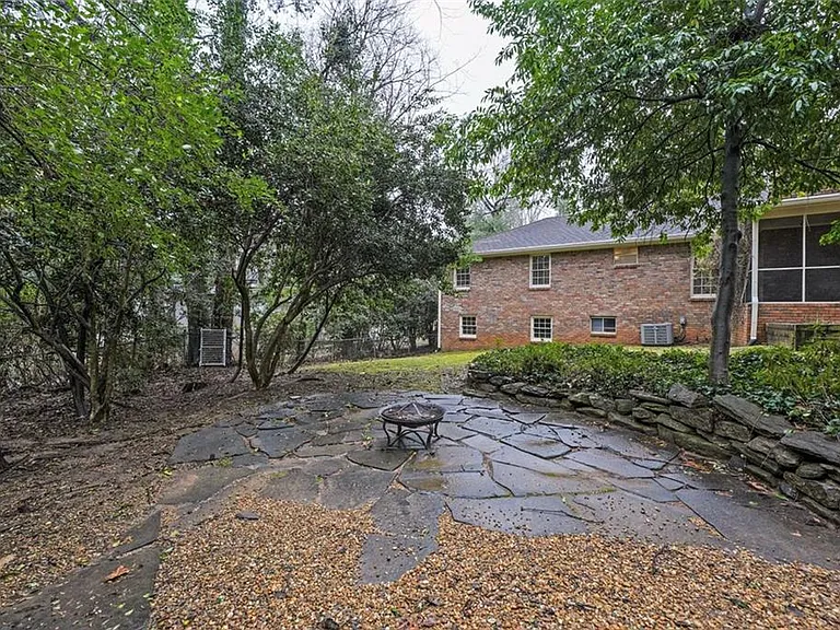 4517 E Kings Point Cir — Photo 33