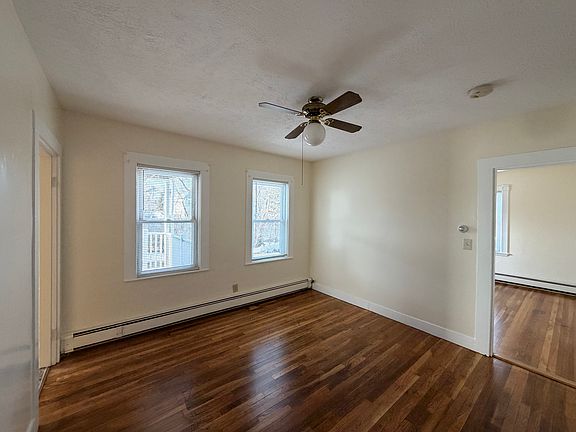 2nd image of 16 Franklin St #1R