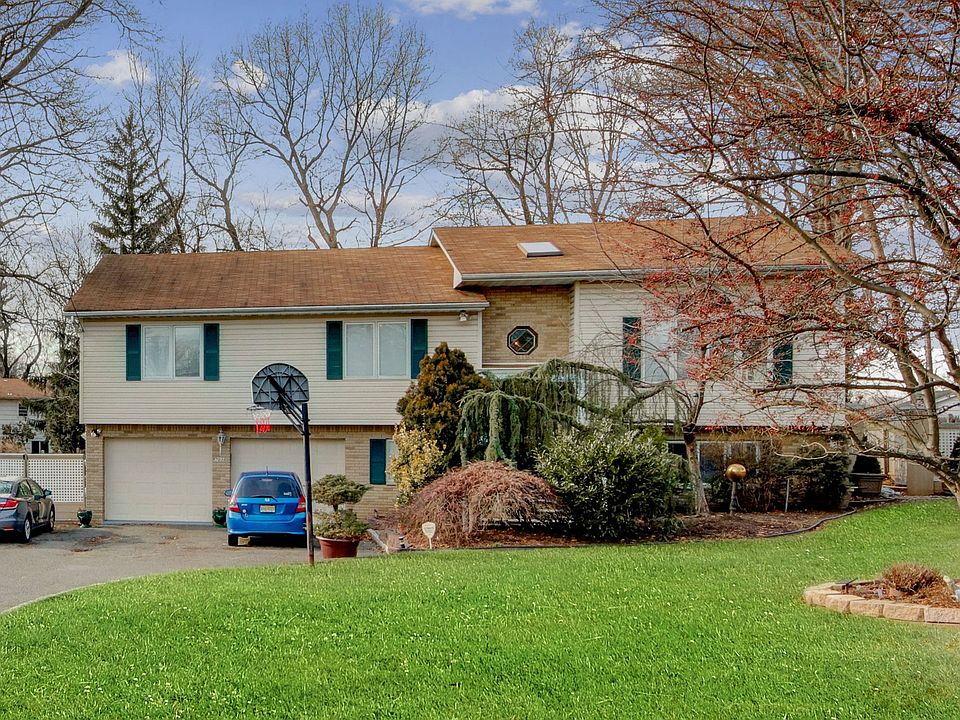 Large Front Yard